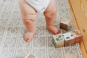 Miroir Montessori : pourquoi je l'ai adopté au quotidien